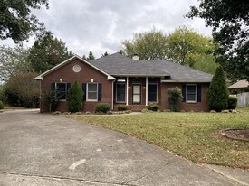 108 Ketchum Way in Madison, AL - Building Photo