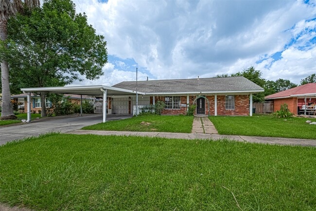 property at 2307 E Martha Ln