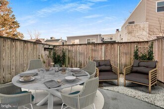 2018 South St in Philadelphia, PA - Building Photo - Building Photo