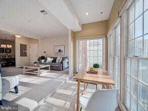 2708 Summerview Way in Annapolis, MD - Building Photo - Building Photo