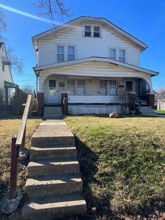 659-661 E Main St in Columbus, OH - Building Photo