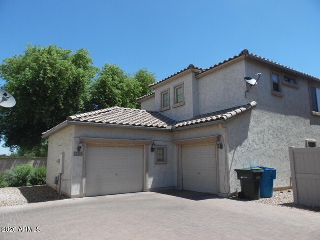 8472 W Lewis Ave in Phoenix, AZ - Building Photo - Building Photo