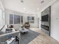 3017 Ridge Ave photo'