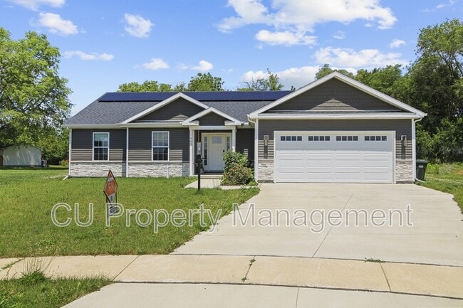 property at 709 N Abbey Rd