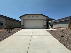 9343 W Huisache Trail in Marana, AZ - Building Photo