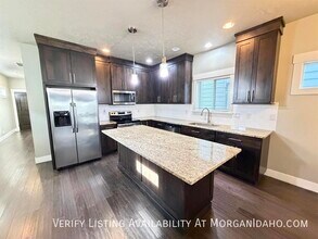 1822 S Owyhee St in Boise, ID - Building Photo - Building Photo