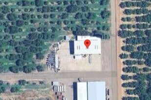 12555 Comstock Rd in Stockton, CA - Building Photo