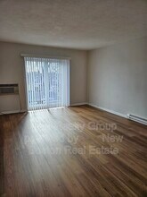 700 Cummins Hwy in Boston, MA - Foto de edificio - Building Photo