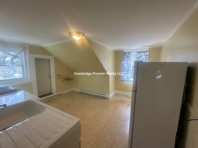 7A Taylor St, Unit 3 in Somerville, MA - Foto de edificio - Building Photo