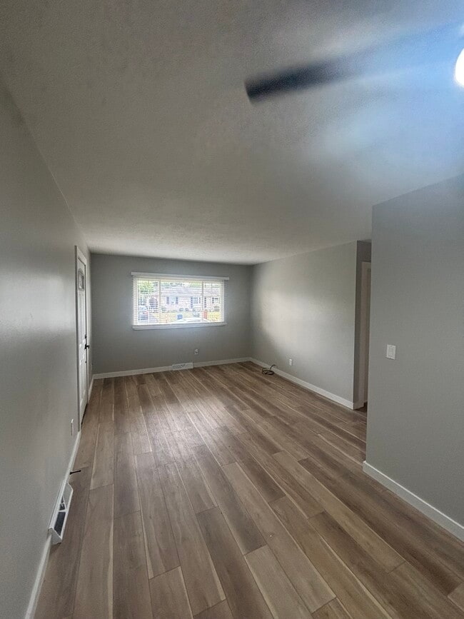 480 Diven Ln in Columbus, OH - Foto de edificio - Building Photo