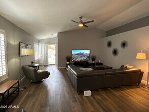 4052 E Chaparosa Way in Cave Creek, AZ - Building Photo - Building Photo