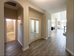 9311 Stablewood Lakes Ln in The Woodlands, TX - Building Photo - Building Photo