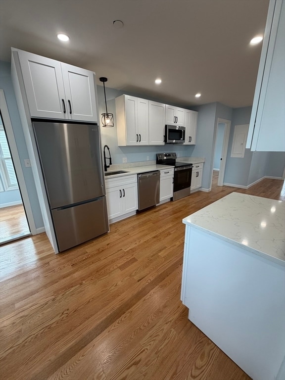 57 Oak Island St in Revere, MA - Foto de edificio - Building Photo