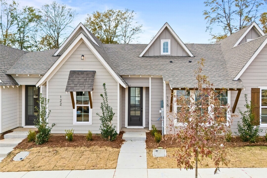 116 Summer St in Opelika, AL - Building Photo