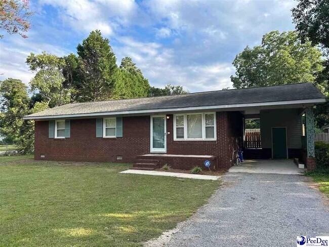 property at 2100 3rd Loop Rd