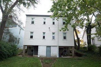 319-321 Mill St in Lockland, OH - Foto de edificio - Building Photo