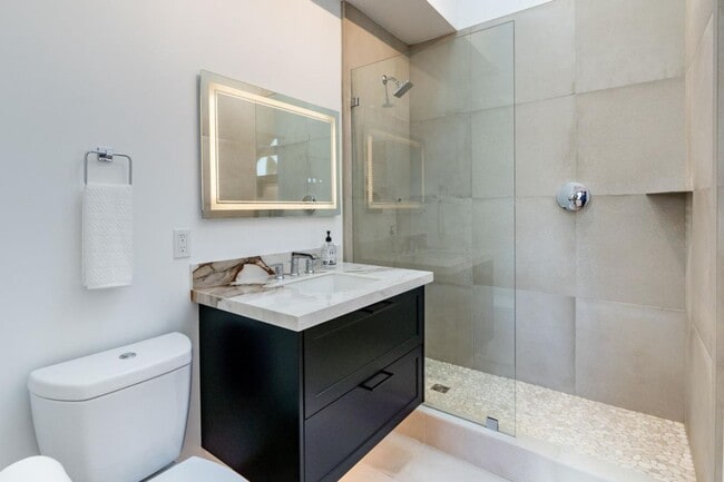 property at 318 18th St