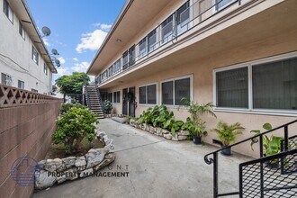 211 E. Tamarack Ave. in Inglewood, CA - Building Photo - Building Photo