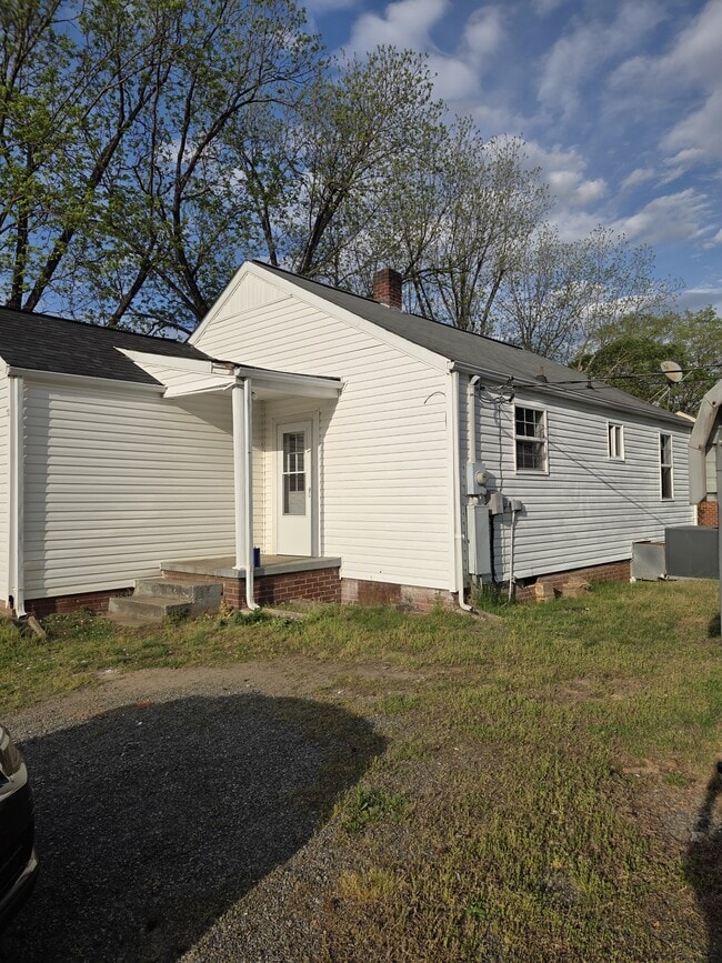 254 H W Cir in Madison, NC - Building Photo - Building Photo