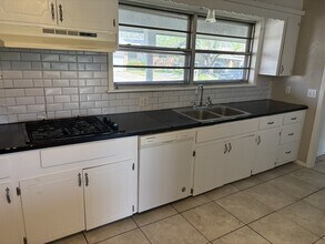 10124 E 22nd St in Tulsa, OK - Building Photo - Building Photo