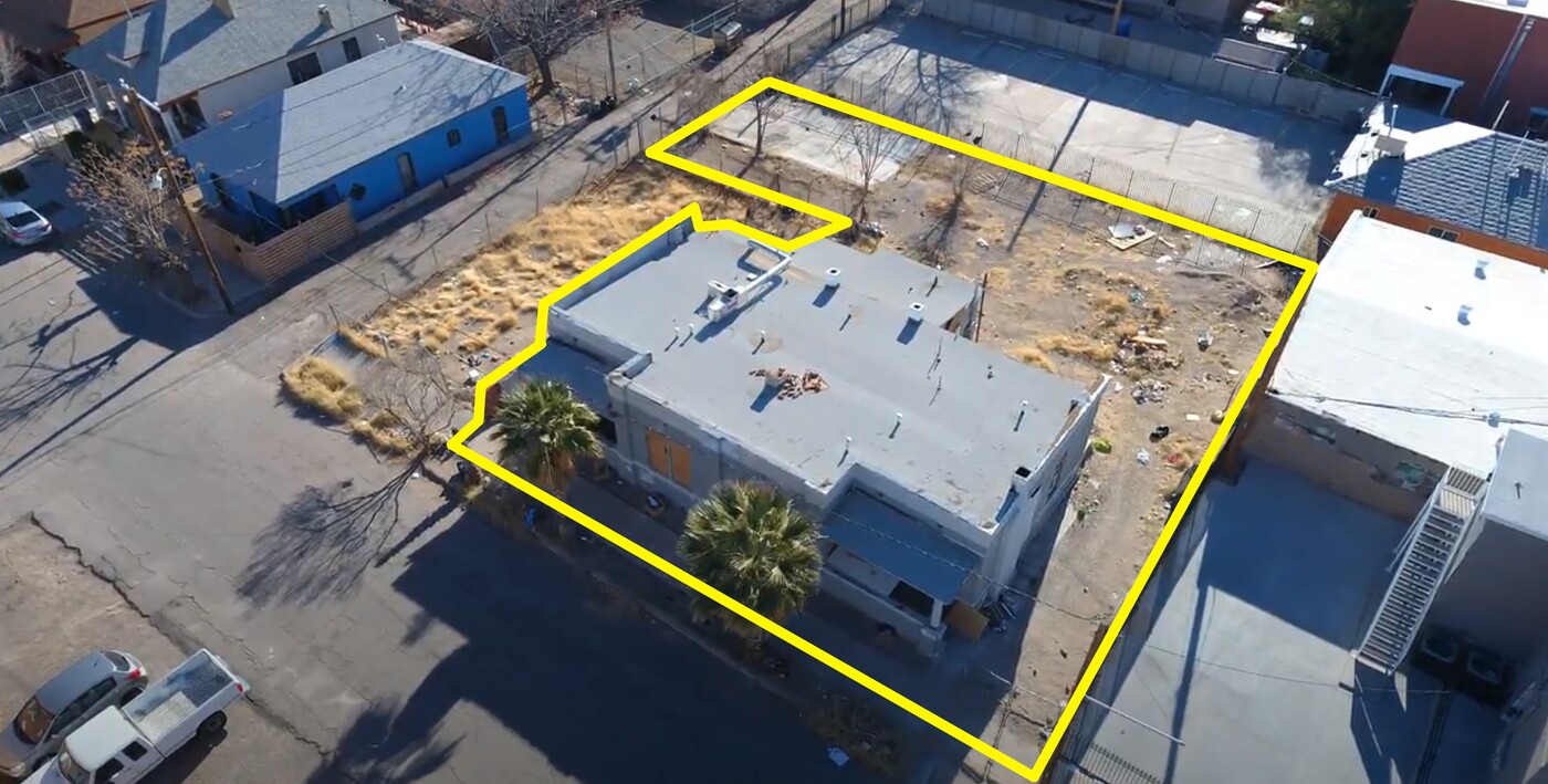 163 Newman St in El Paso, TX - Building Photo