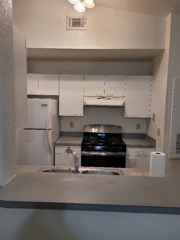 property at 1603 Columbia Arms Cir