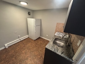 2104-2108 S 17th Ave in Broadview, IL - Building Photo