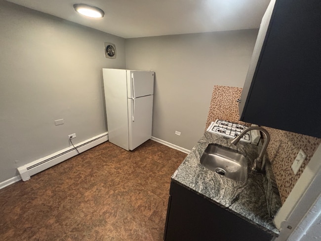 2104-2108 S 17th Ave