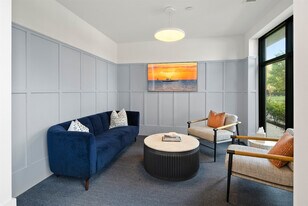 8936 Williams Cir, Unit SI ID1290661P in Naples, FL - Building Photo