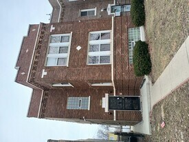 1810 N Long Ave in Chicago, IL - Building Photo