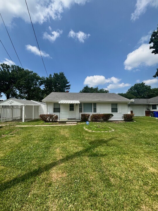 920 E Spraker St in Kokomo, IN - Building Photo
