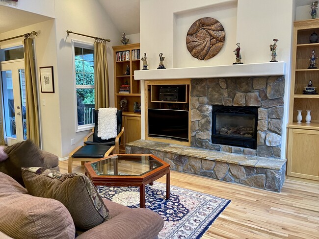 property at 1460 SW Tintinnabulary Pl