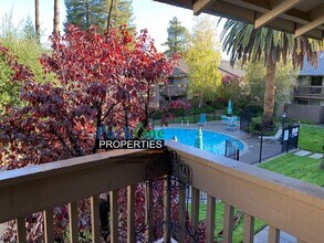 2742 Oak Rd in Walnut Creek, CA - Building Photo - Building Photo