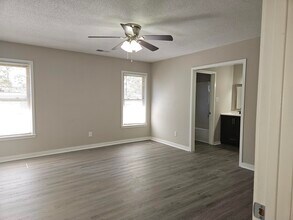 107 Robinwood Dr in Aiken, SC - Building Photo - Building Photo