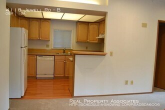 4118 Jewell Rd-Unit -B in Bothell, WA - Building Photo - Building Photo