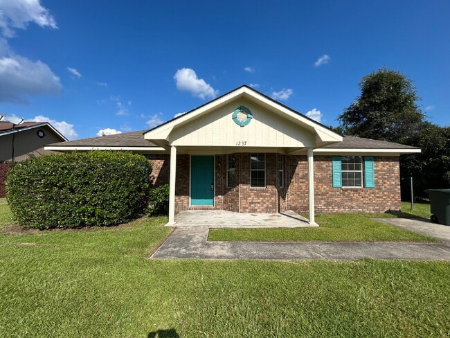 property at 1237 Dharahn Dr