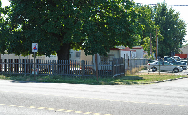 8309 W State St in Boise, ID - Building Photo - Building Photo