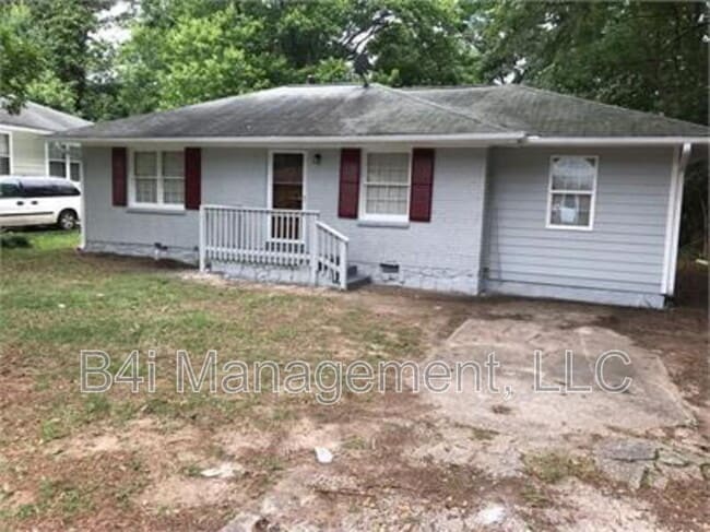 4569 Mitchell St in Forest Park, GA - Building Photo - Building Photo