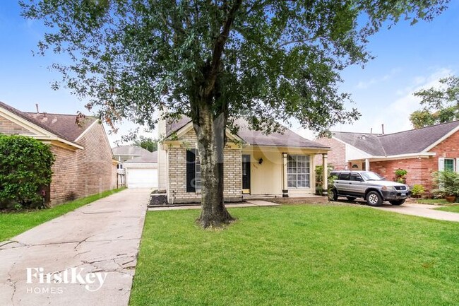 5430 Santrey Dr