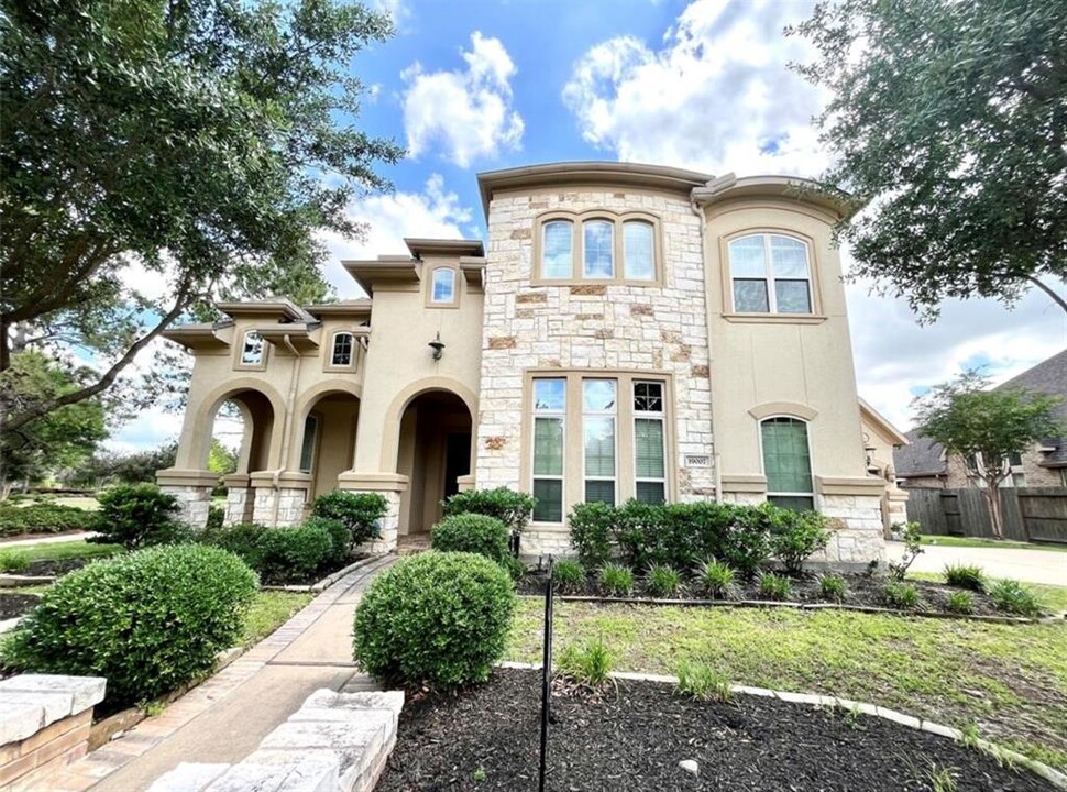19007 Cherry Cove Ln in Cypress, TX - Building Photo