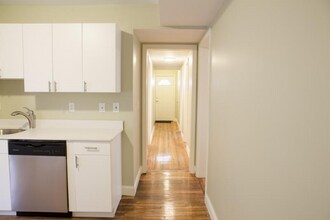 4043 Washington St, Unit 2 in Boston, MA - Building Photo - Building Photo