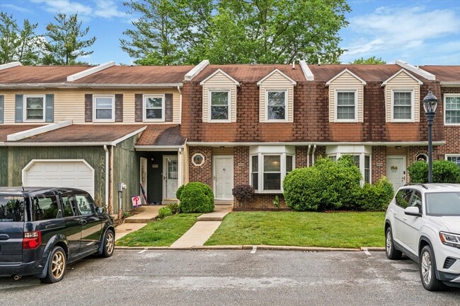 1105 Denise Cir in Phoenixville, PA - Building Photo - Building Photo