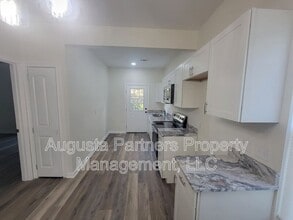 2122 Circular Dr in Augusta, GA - Building Photo - Building Photo