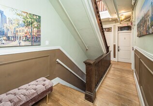 The Golden Lofts in Sacramento, CA - Foto de edificio - Building Photo