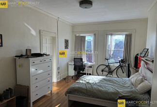 908 Beacon St, Unit #4 in Boston, MA - Building Photo - Building Photo