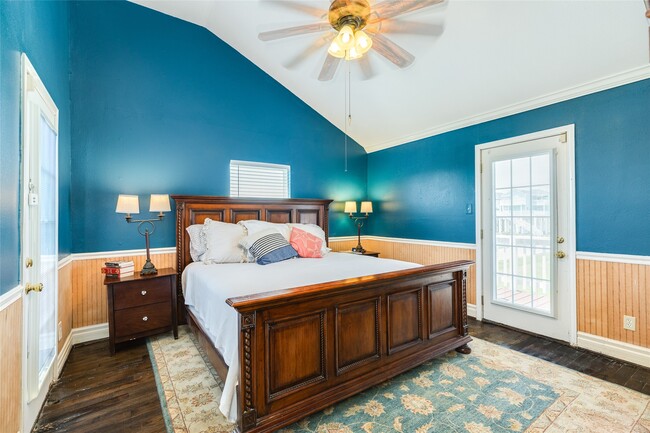 property at 4025 6th St