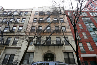 204 West 81st Street in New York, NY - Building Photo - Building Photo