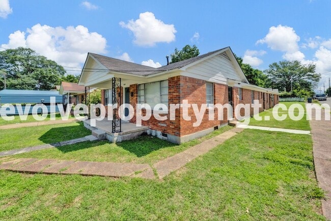 1020 Boston St in Memphis, TN - Building Photo - Building Photo