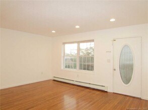 134 SantaMaria Dr in Torrington, CT - Building Photo - Building Photo