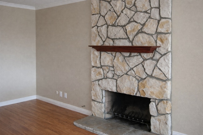 220 Sandstone St in Chula Vista, CA - Building Photo - Building Photo